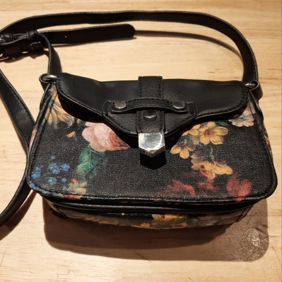 Small purse - Picture 2 of 3